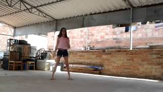 Menina De 9 Anos Dançando Mc Anitta