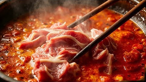 Marinating Slices of Beef in Spicy Hotpot Broth