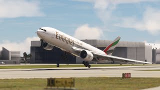 : impossible When Landing!! Boeing 777 Emiartes landing At Miami International Airport MFS2020
