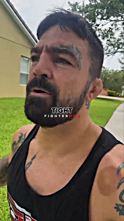 Why Mike Perry Has NECK Problems🥊🤯