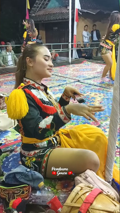 Lucunya Diajeng Amel - Ndolalak Purworejo Shorts