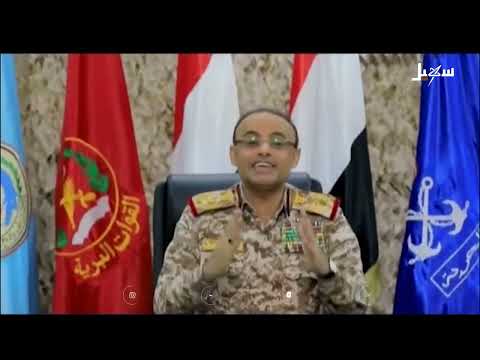 الهر المثقل بالنياشين الزائفة