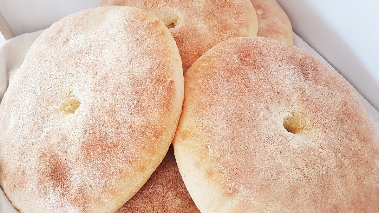 VRAI PAIN MAROCAIN FAIT MAISON (traditionnel)/خبز لمغربي الاصيل رطب بحال لبنج#204