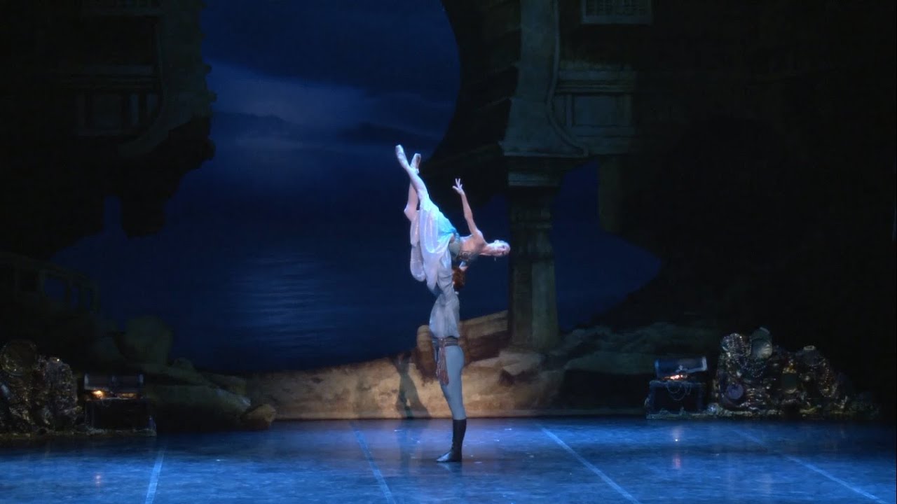 Maria Kochetkova & Michal Krcmar, Le Corsaire - cave pas de deux