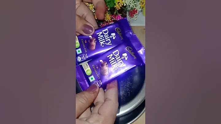 Dairy Milk Ice Cube banane ka tarika #icecream #ytshorts #chocolate #kulfi #shorts #viral #trending