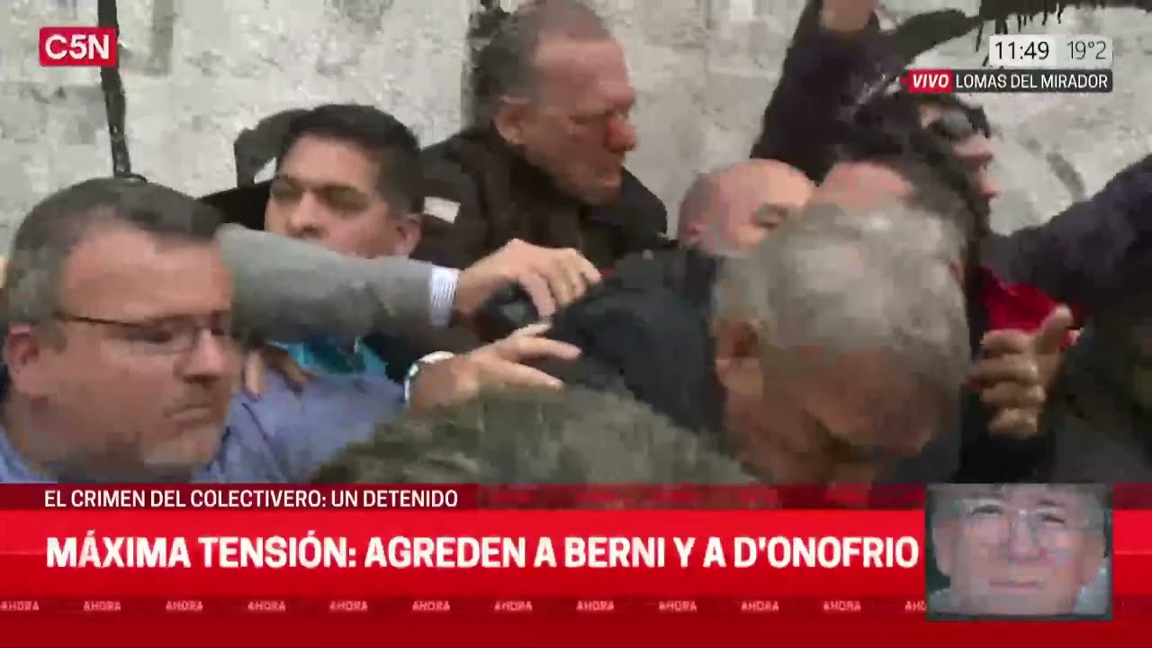 LA AGRESIÓN a SERGIO BERNI en la PROTESTA por el CHOFER ASESINADO