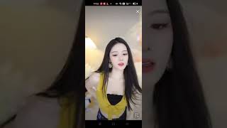 抖音安吉拉anan热舞乌鸡哥