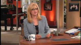 Bonnie Hunt Shows Her New Late Night Talk Show: \\