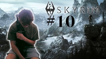 Noob plays Skyrim for the first time | Fluffin about