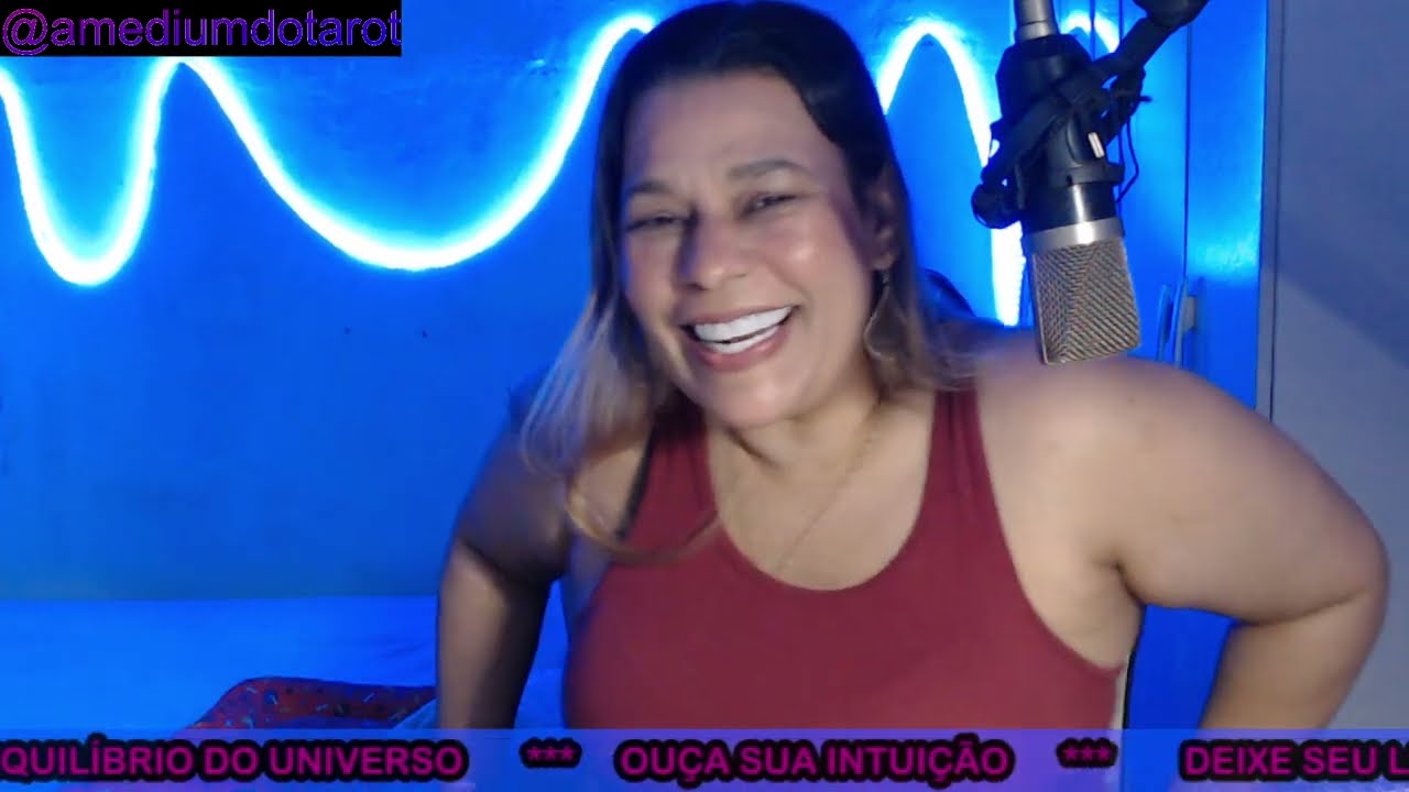 ♎ LIBRA - ALGUÉM QUER FALAR COM VOCÊ. MUITO DINHEIRO CHEGANDO. VOCÊ DESCOBRE UMA TRAIÇÃO.