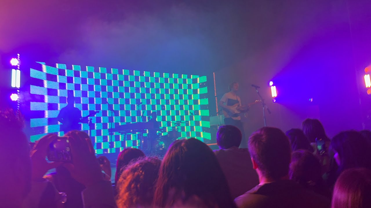 entry 2 (dayglow concert)