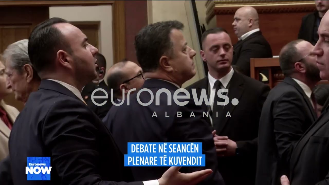 Flamur mos e tepro! Plas ne parlament, bllokohet foltorja