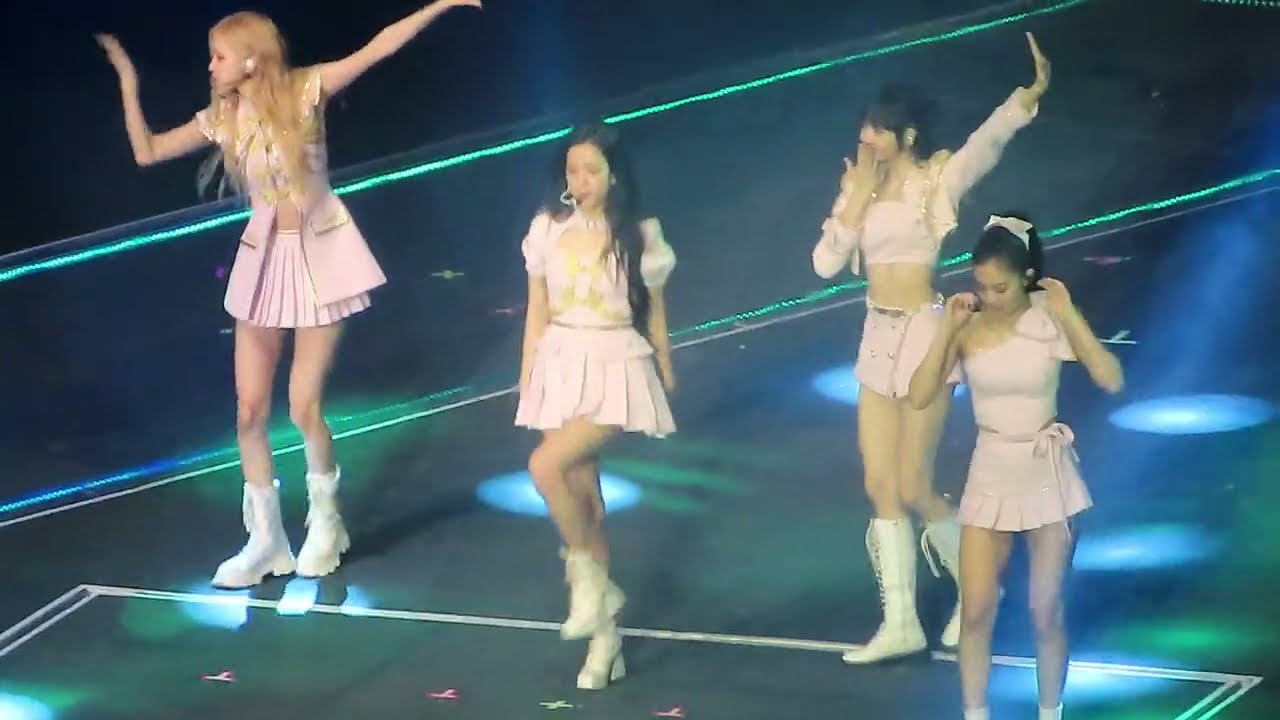 How You Like That (OPENING SONG!) [BLACKPINK Live in Manila 2023]