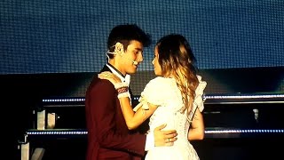 Video thumbnail of "Violetta Live México DF [Habla si puedes y Abrázame y verás] - 24/May/15"