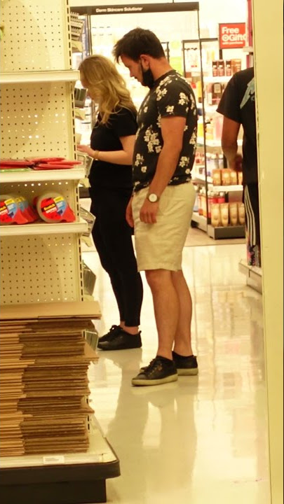 'HEY SIRI...' PRANK IN PUBLIC!! #Shorts