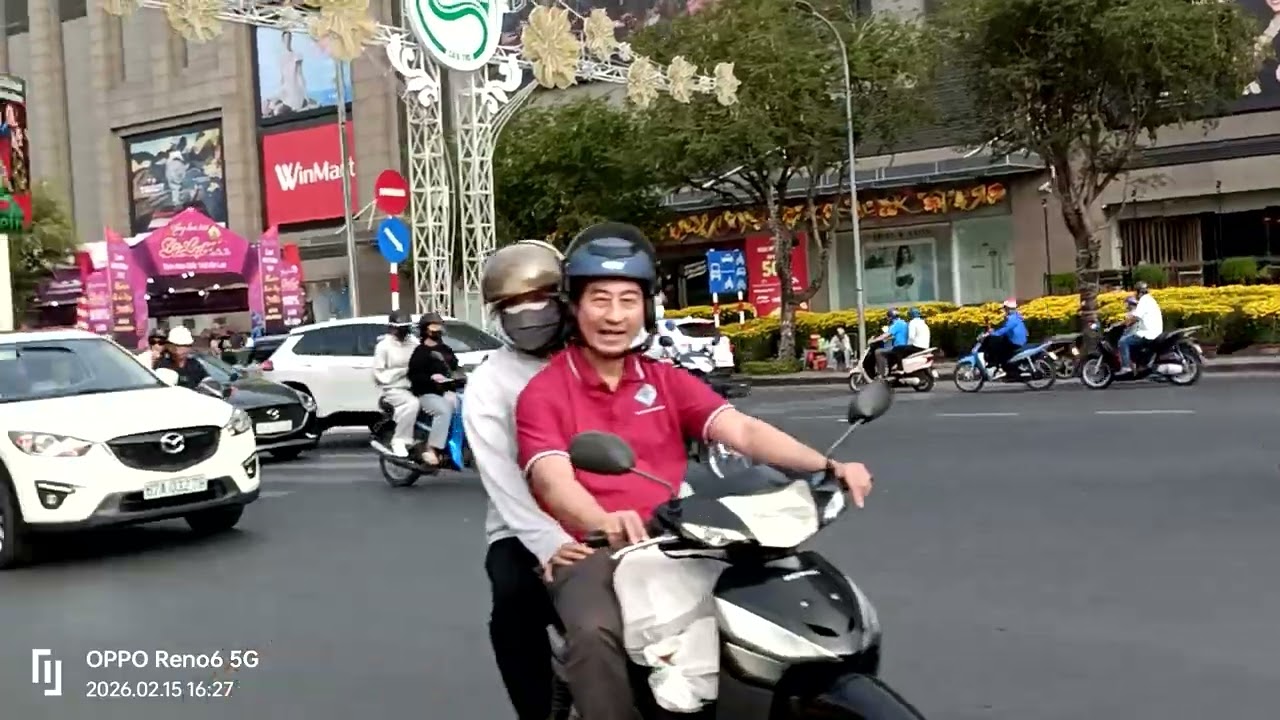 Cần Thơ chợ hoa chiều ngày 28 Tết 2025   2026