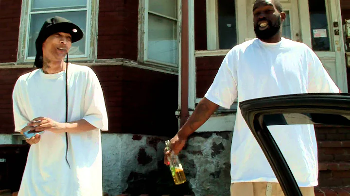 POLO RED EARLY MORNING IN THE HOOD SHIRLEY AVE. T ...