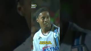 ULTIMO GOL DA CARREIRA DO RONALDINHO shorts futebol