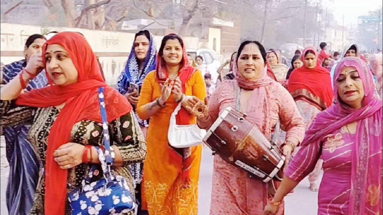 कान्हा की नगरी से लाईव में हार्दिक स्वागत है #shorts #shortsfeed #ytshorts