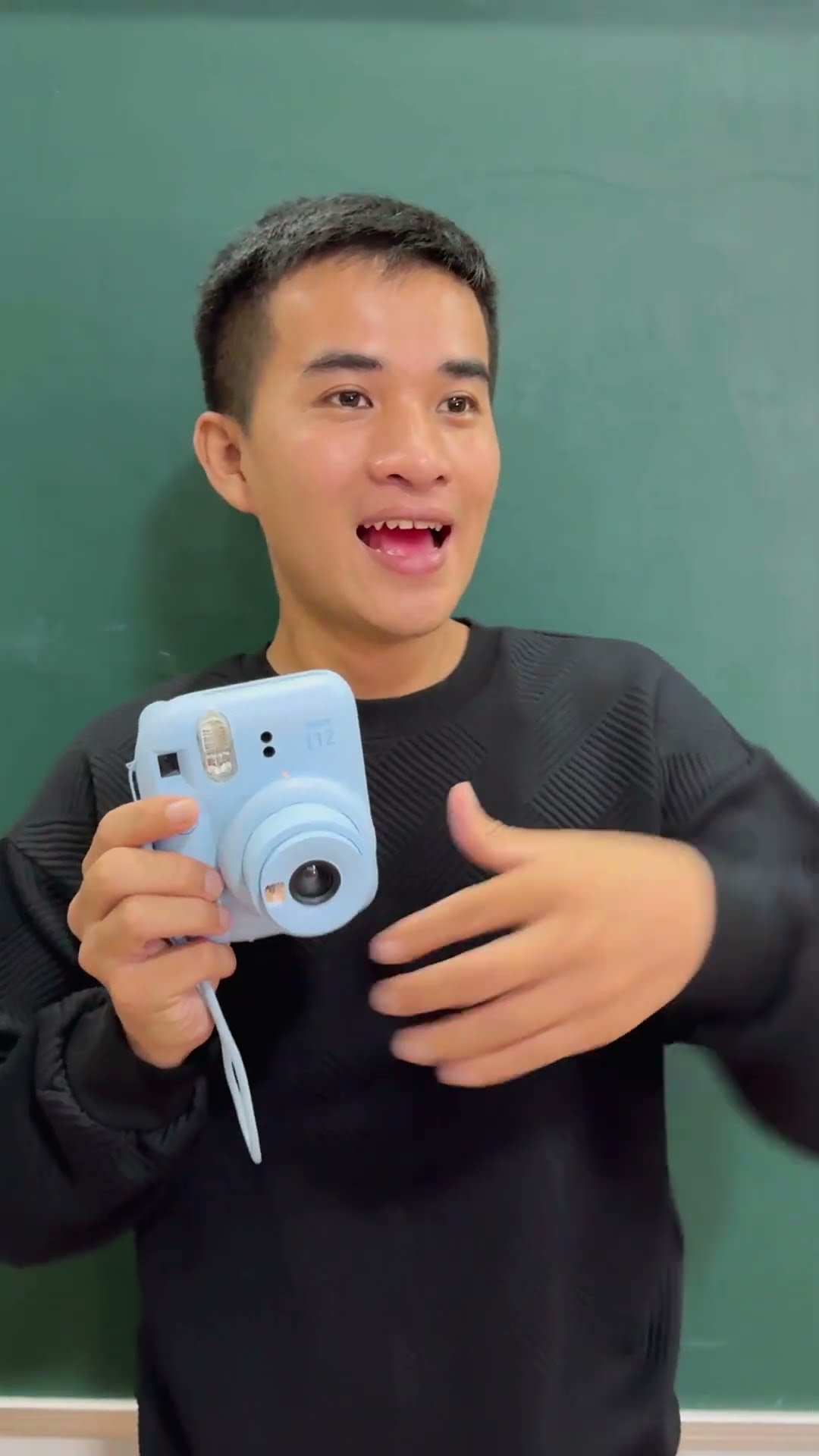 LNS - Máy ảnh Giàu \u0026 Nghèo || Camera Noob vs Pro vs Hacker #shorts