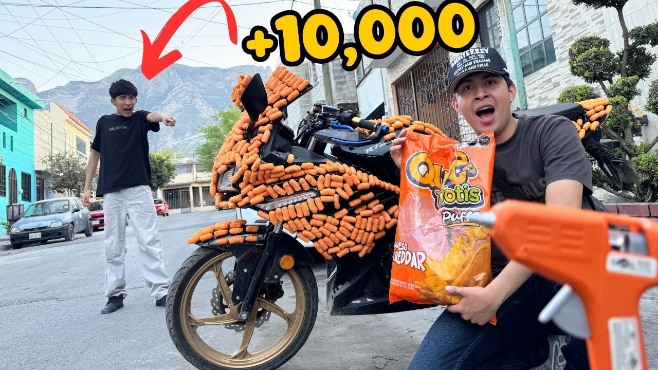 BROMA A CHUPIRUL LE LLENAMOS SU MOTO DE CHETOS(*+10,000 CHETOS*)//Dani Universe//