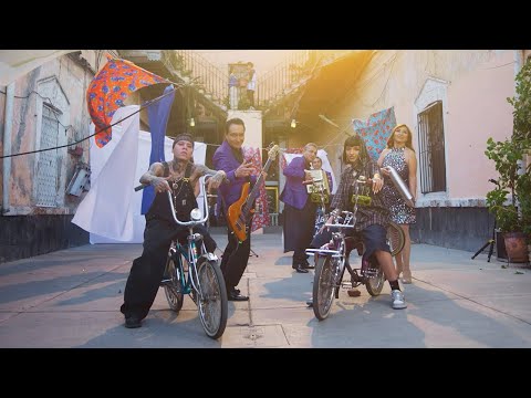 Los ngeles Azules, Santa Fe Klan, Cazzu - T y T (Video Oficial)