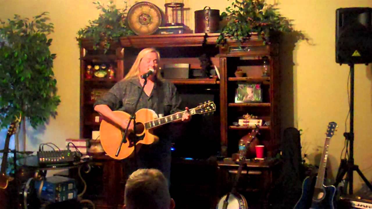 YouTube에서 Susan Gibson House Concert 2013 - Baby Teeth 보기 YouTube에서 Susan Gibson House Concert 2013 - Baby Teeth 보기