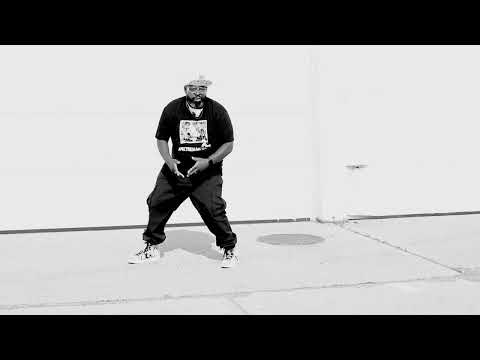 Mira FATNICE 'THE LAYOVER' en YouTube Mira FATNICE 'THE LAYOVER' en YouTube