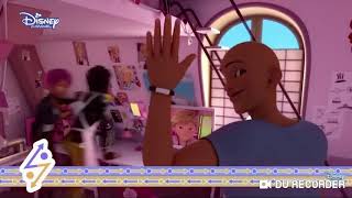 Türkçe Dublaj Mucize Uğur Böceği Ile Kara Kedi Baş Belası