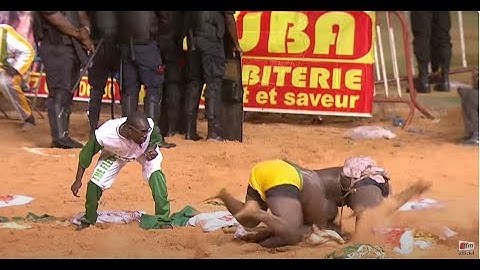 Chute ou pas chute qui fait polémique - Combat Royal Modou Lo vs Siteun - 24 Novembre 2024