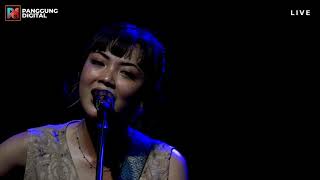  Tami Aulia - Ingin Mengakhiri ( Live Panggung Digital ) Mp3
