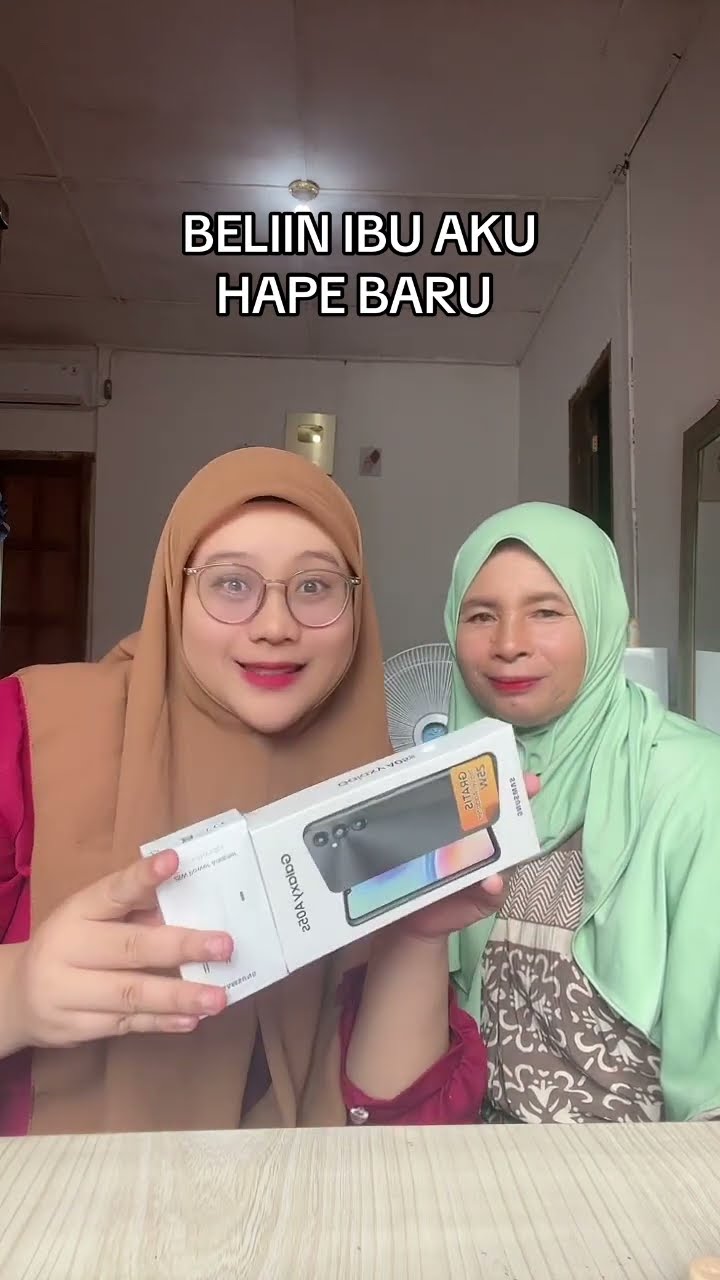 BELIIN IBU AKU HAPE BARU
