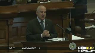 Texas Lawmakers Advance Voting Bill
