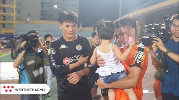 Tiến Dũng và Tiến Dụng hội ngộ đầy cảm xúc sau trận đối đầu giữa Hà Nội - SHB Đà Nẵng