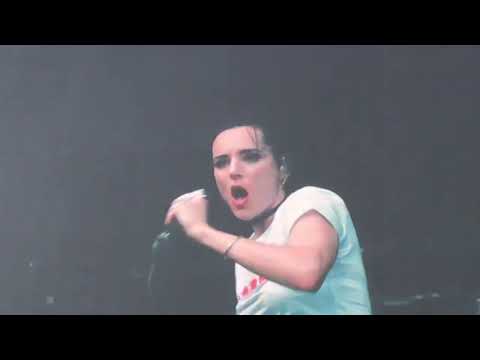 Jehnny Beth Paris Rock en Seine Closer(Nine Inch Nails cover) 26 août 2022