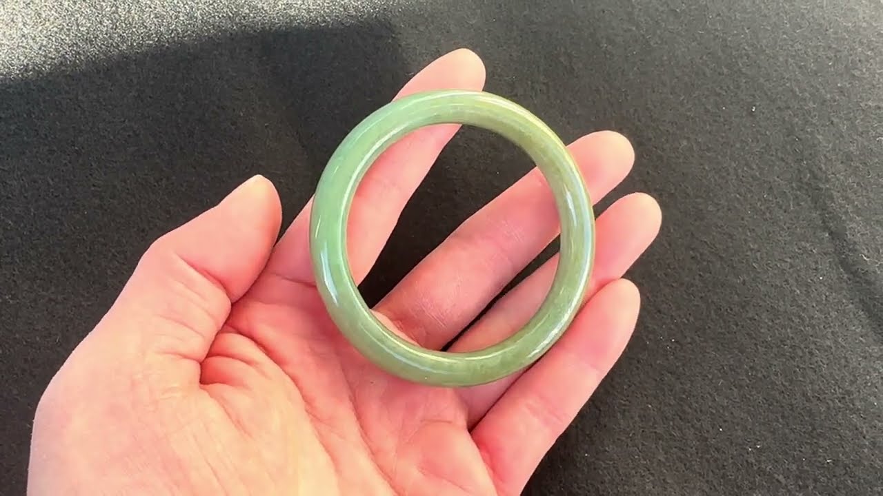くりぬき翡翠バングル504_51mm 【A翡翠.com】
