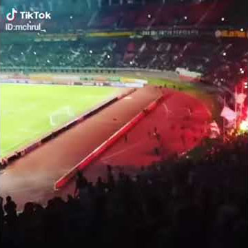 Lagu Persija beraksi