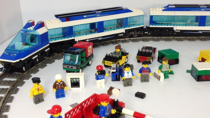 Unofficial LEGO Sets/Parts Collectors Guide - The LEGO 12V Electric Trains  of the 1980s were very popular among LEGO train collectors. The 1970s 12V  trains (starting in 1969) were only sold in