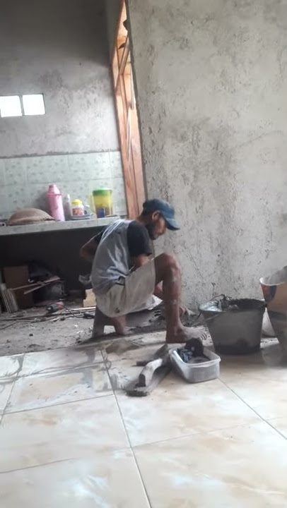 Tingkah lucu tukang bangunan