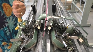 HOW TO OPERATE HANDFLAT/KENYA UNIFORM/GAUGE 9 KNITTING MACHINE.call 0717385805