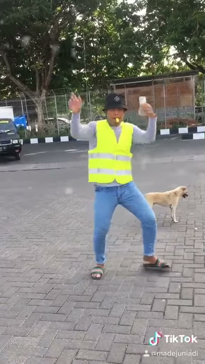 Tiktok Tukang Parkir gokil abis