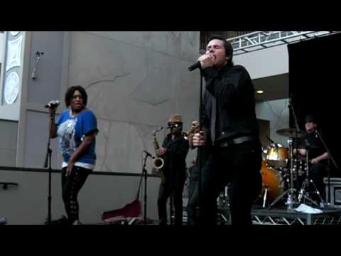 Michael Johns - Little Bear