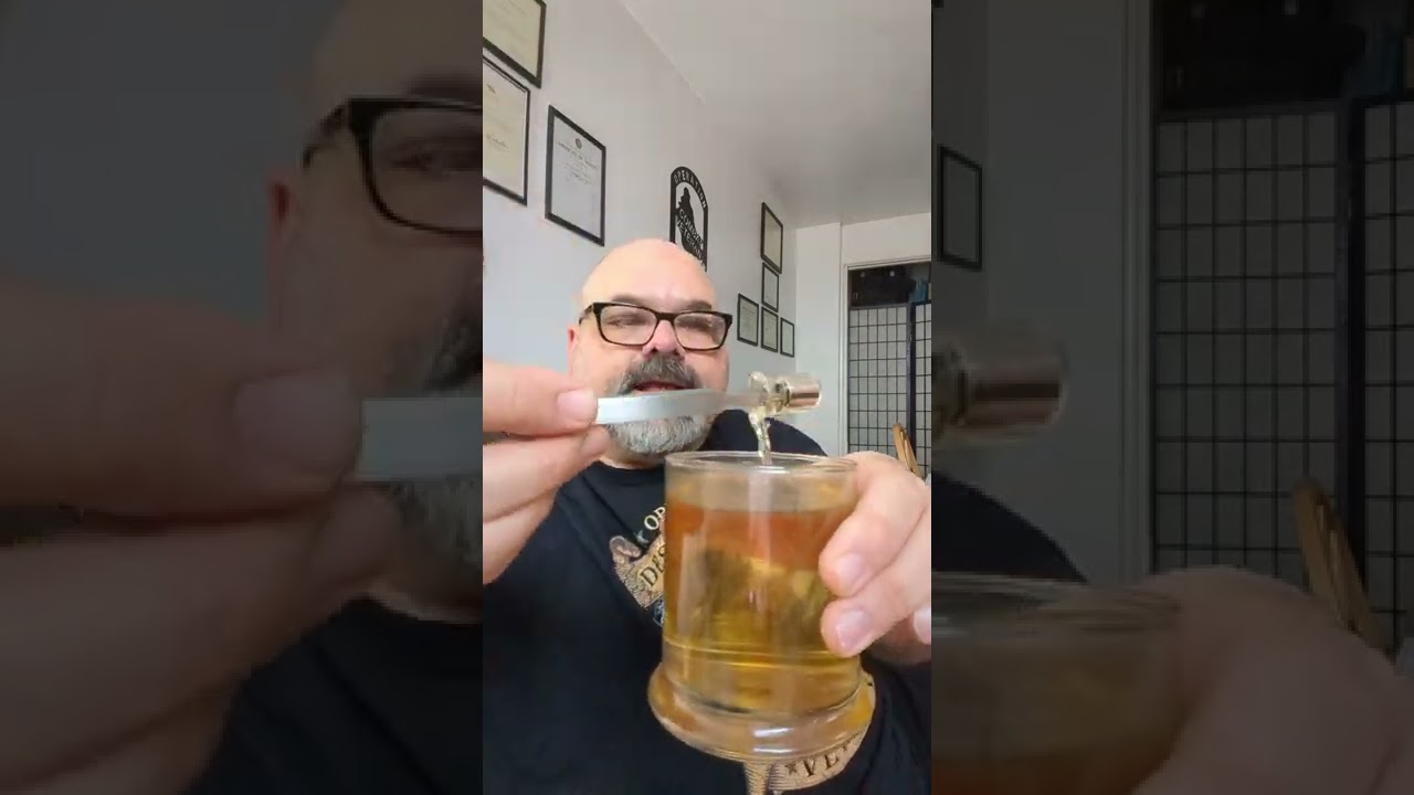 doing a dab in my Ispire daab e-rig