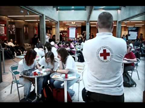 Videó: Hogyan ünneplik A Vöröskereszt Napját