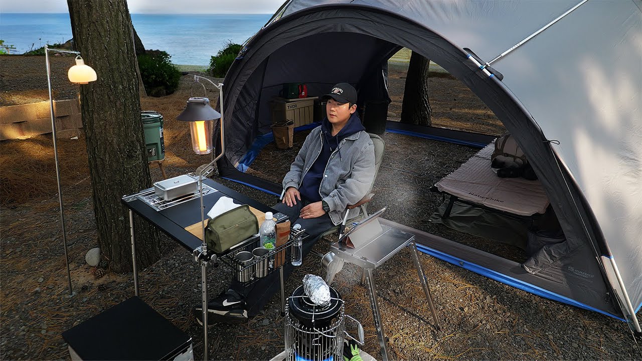 Camping Vlog | Соло-кемпинг у моря: сильный ветер поставил палатку и провёл вечер под шум волн вдаль