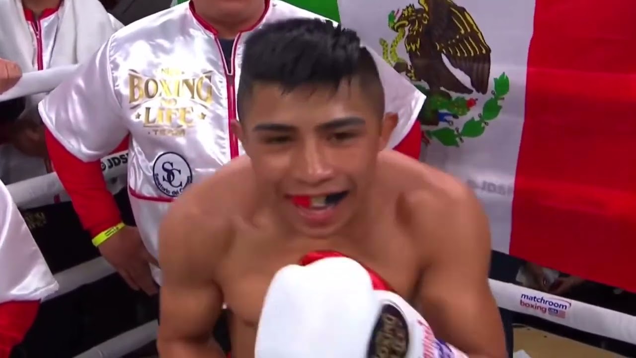 Chocolatito Gonzalez vs. Julio Cesar El Rey Martinez