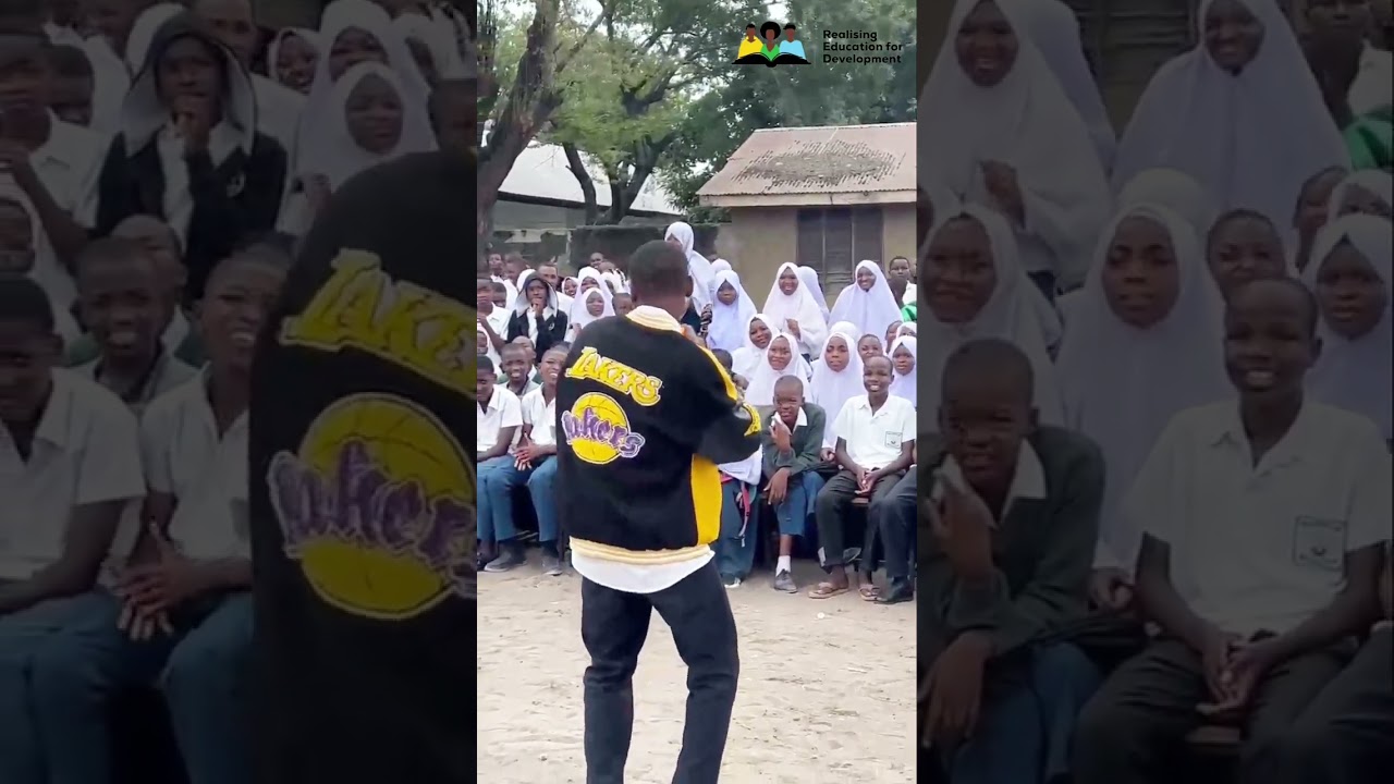 HAFLA YA UZINDUZI  WA MAKTABA MPYA ZA KISASA KATIKA SHULE ZA SEKONDARI MAGOMENI MAKUTI NA TURIANI