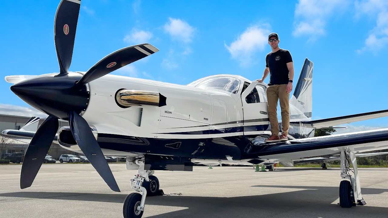 Fighter Pilot Compares TBM 940 vs Vision Jet!  (with Steveo1Kinevo)