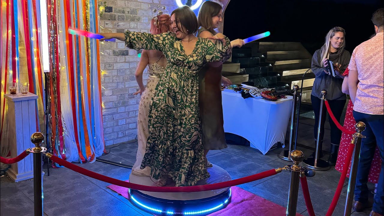 H.A.W.K Events 360 (Video) Photo Booth Hire, Bedfordshire/Hertfordshire/Cambridgeshire