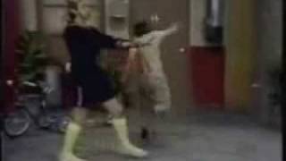 Chaves No Mosh Hardcore Dancing Breakdown 2-Steps